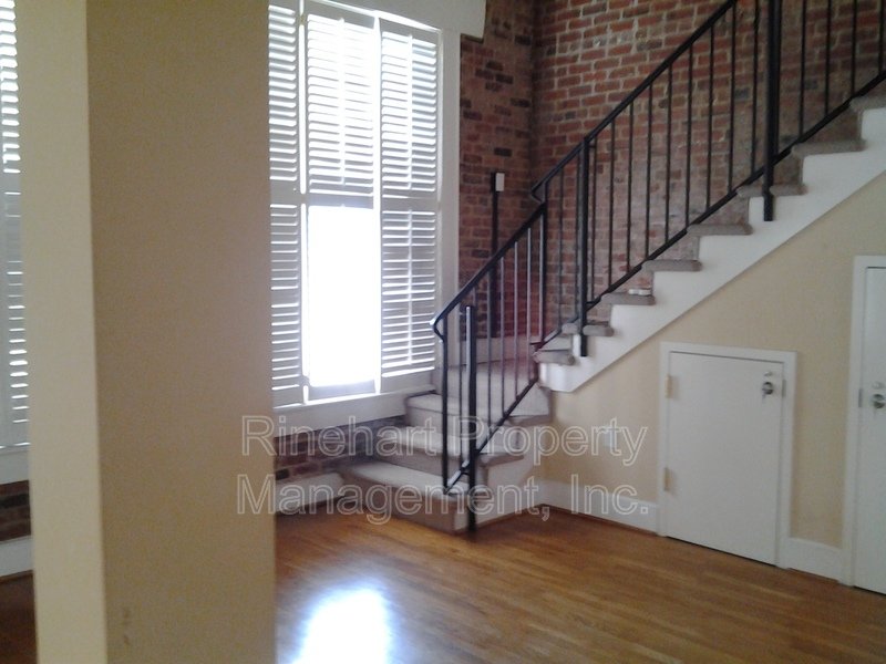 Downtown Loft Apartment in Historic Bass-McFadden Building property image