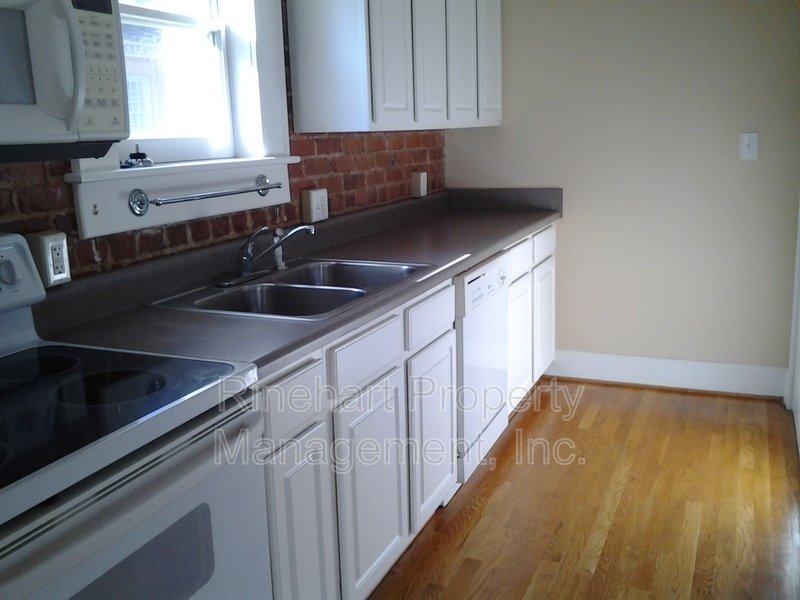 Downtown Loft Apartment in Historic Bass-McFadden Building property image