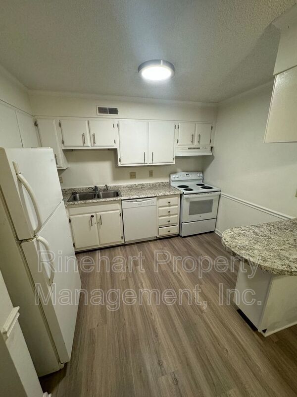Completely Remodeled 2-Bedroom, 1.5 Bathroom Condo ***RENT SPECIAL: TWO MONTHS FREE RENT*** property image