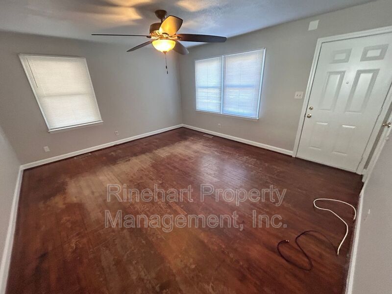 3 Bedrooms off Mt. Gallant!! property image