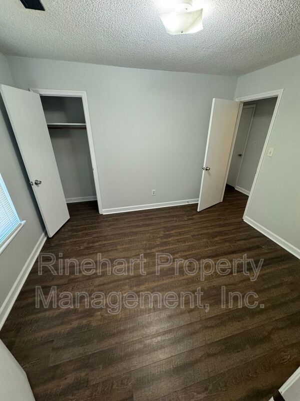 3-Bedroom, 1.5-bathroom Brick Home with Garage ***RENT SPECIAL: FIRST MONTH FREE RENT!!!*** property image