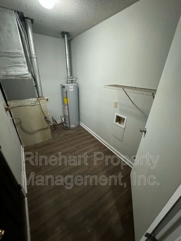 3-Bedroom, 1.5-bathroom Brick Home with Garage ***RENT SPECIAL: FIRST MONTH FREE RENT!!!*** property image