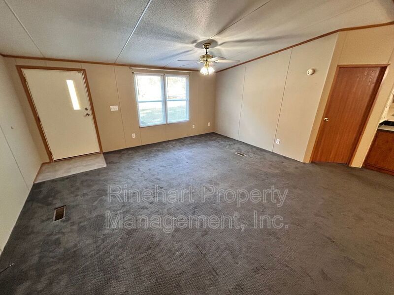 COZY 3 BR 2 BA located in Mount Holly  ***RENT SPECIAL : 1/2 OFF FIRST MONTH OF RENT!!! property image