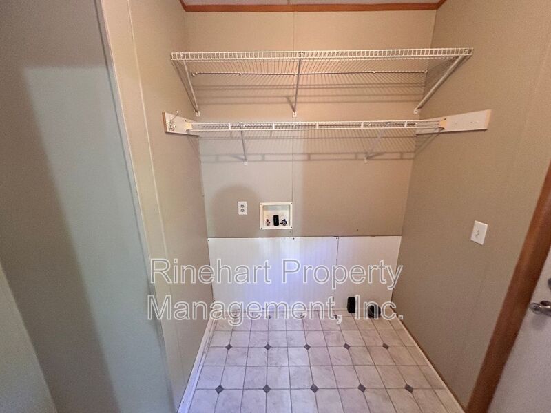 COZY 3 BR 2 BA located in Mount Holly  ***RENT SPECIAL : 1/2 OFF FIRST MONTH OF RENT!!! property image