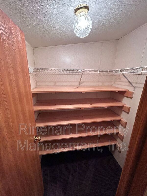 COZY 3 BR 2 BA located in Mount Holly  ***RENT SPECIAL : 1/2 OFF FIRST MONTH OF RENT!!! property image