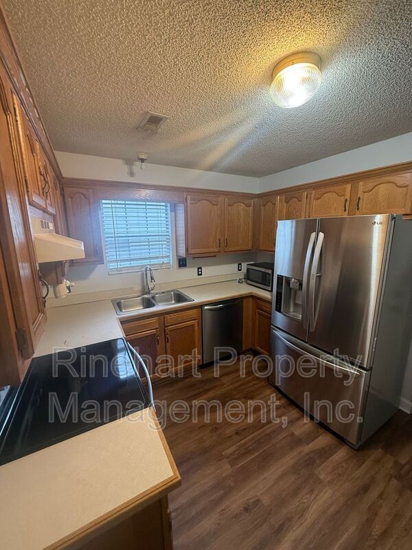 2 Bed 2 Bath Home Near Cherry Park property image