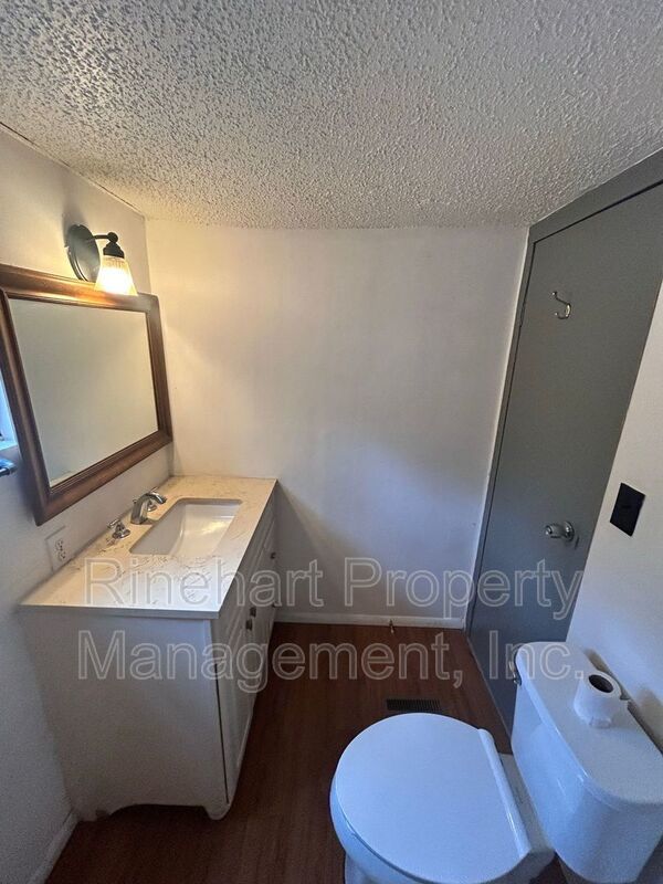 Two Bedroom 1.5 bathroom Mobile Home in Catawba! property image