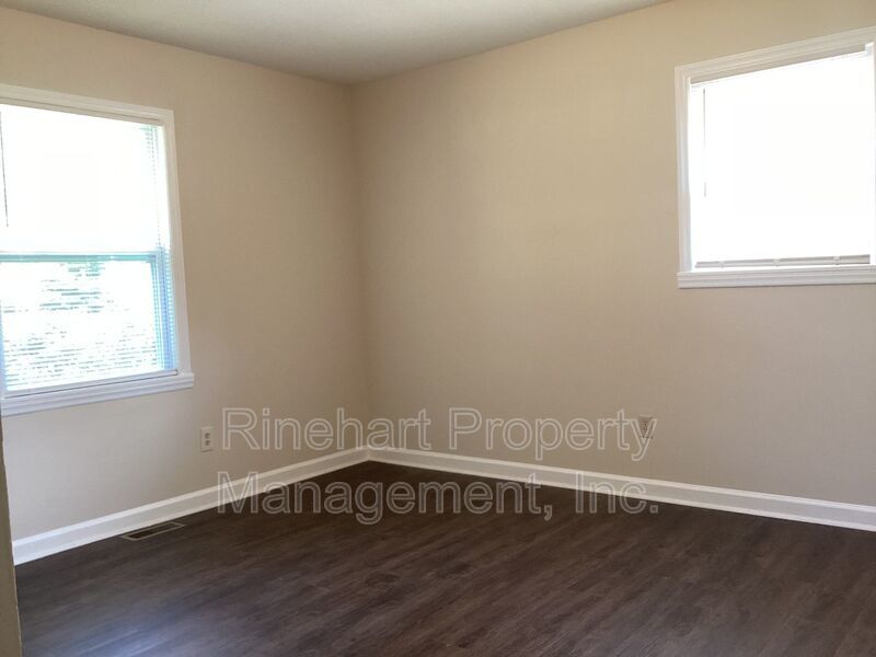 Lovely 3-Bedroom, 2-Bathroom Ranch property image