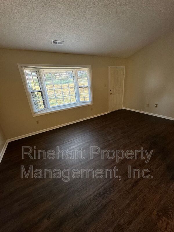 Two Bedroom Condo with Private Patio! property image