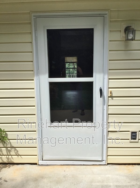 3 Bedroom in Glenn Eagle Subdivision! property image