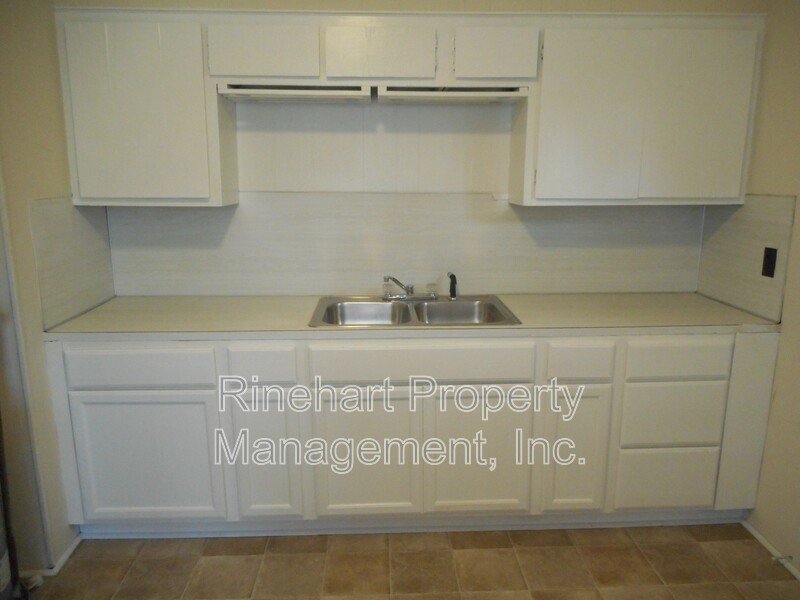 Renovated 2 Bedroom 1 Bath Home off Heckle Blvd with Central Heat & Air property image