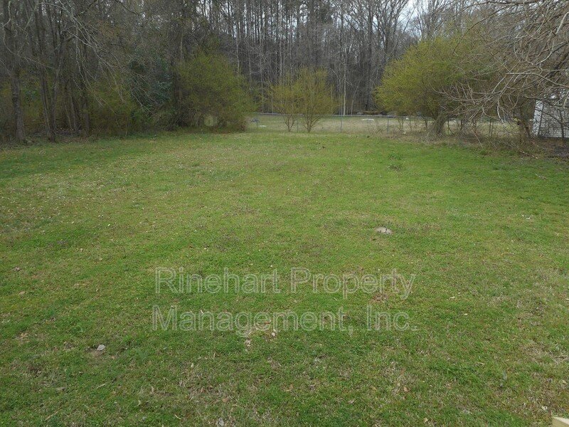 Renovated 2 Bedroom 1 Bath Home off Heckle Blvd with Central Heat & Air property image