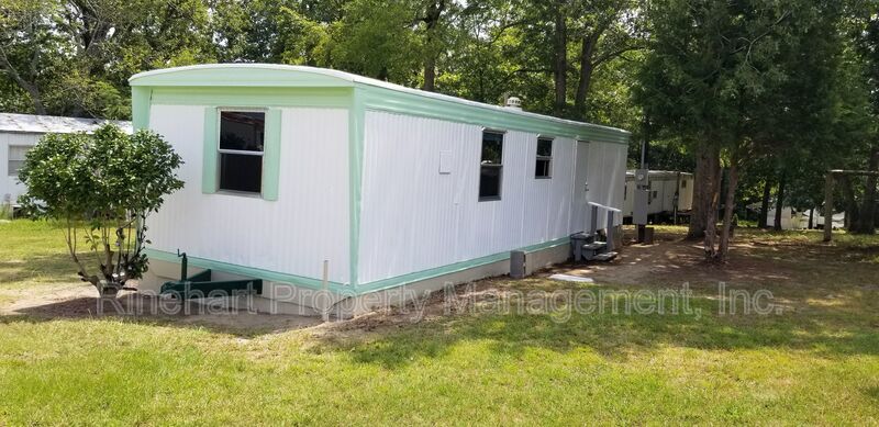 Newly Renovated Two Bedroom/1 Bath Mobile Home near Downtown Clover!! property image