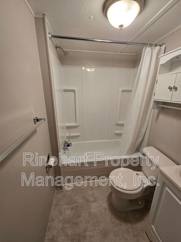 Newly Renovated Two Bedroom/1 Bath Mobile Home near Downtown Clover!! property image