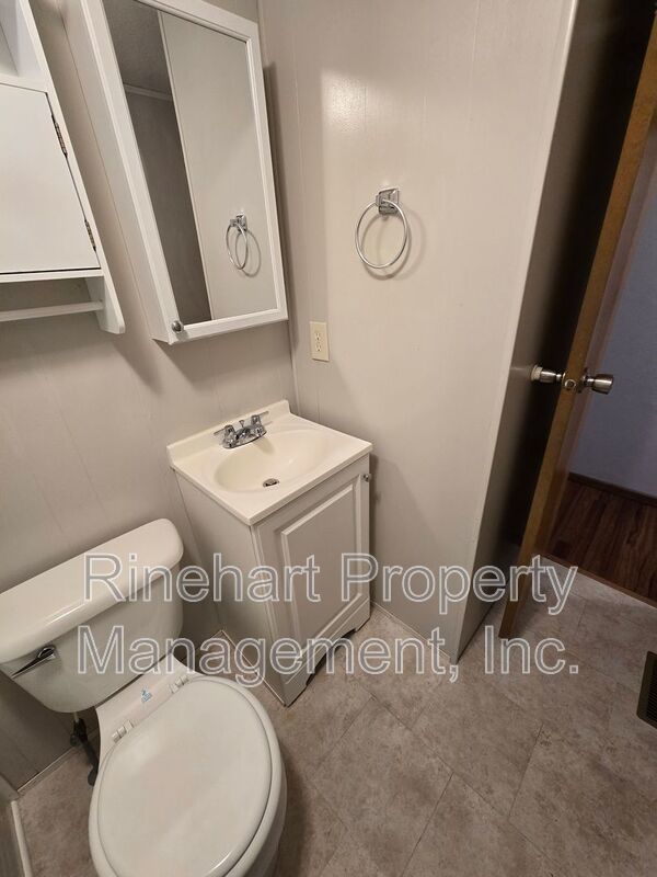 Newly Renovated Two Bedroom/1 Bath Mobile Home near Downtown Clover!! property image