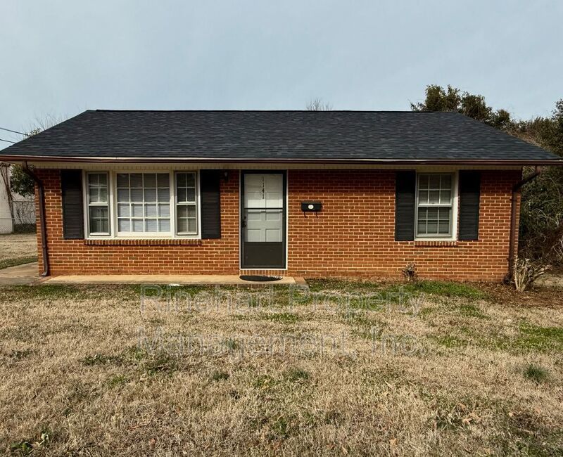 2 Bedroom, 1 Bathroom Home property image