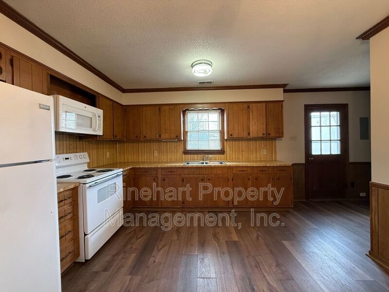 2 Bedroom, 1 Bathroom Home property image