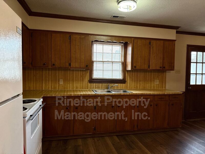 2 Bedroom, 1 Bathroom Home property image