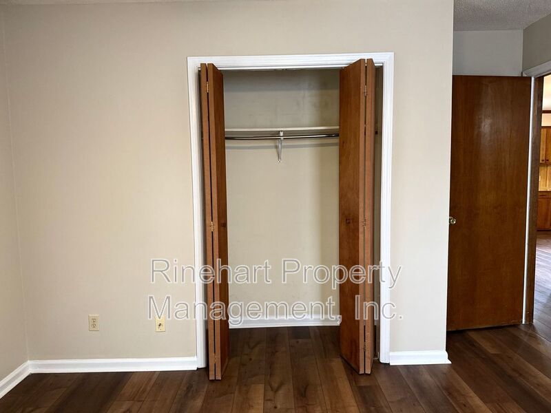 2 Bedroom, 1 Bathroom Home property image