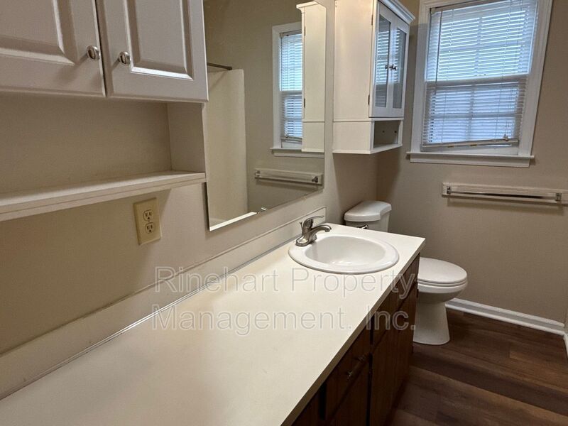 2 Bedroom, 1 Bathroom Home property image