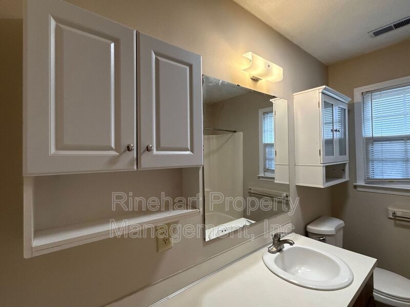 2 Bedroom, 1 Bathroom Home property image