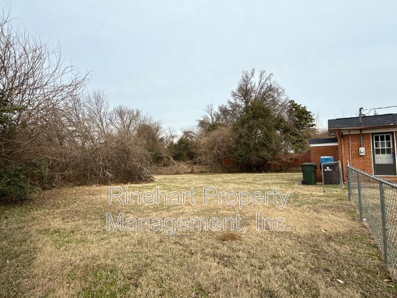 2 Bedroom, 1 Bathroom Home property image