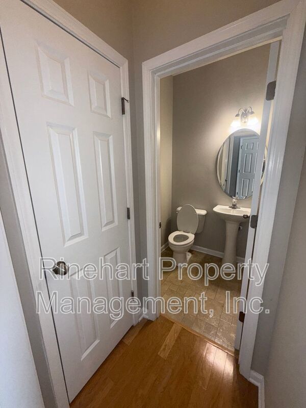 Three Bedroom Townhouse in Regent Park! property image