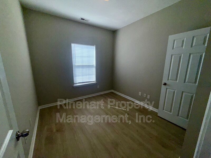 Three Bedroom Townhouse in Regent Park! property image