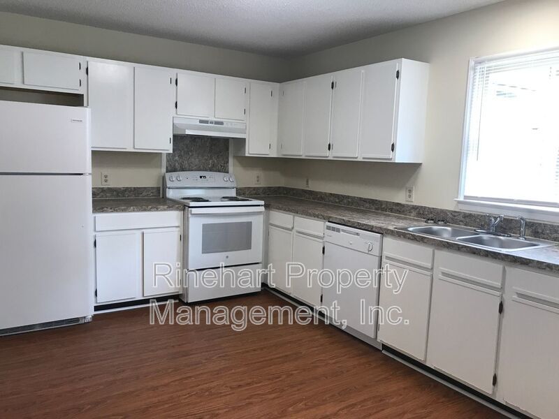 2 BR, 1.5 Bathroom Camden Avenue Townhome ***RENT SPECIAL: 1-MONTH FREE RENT!!!*** property image
