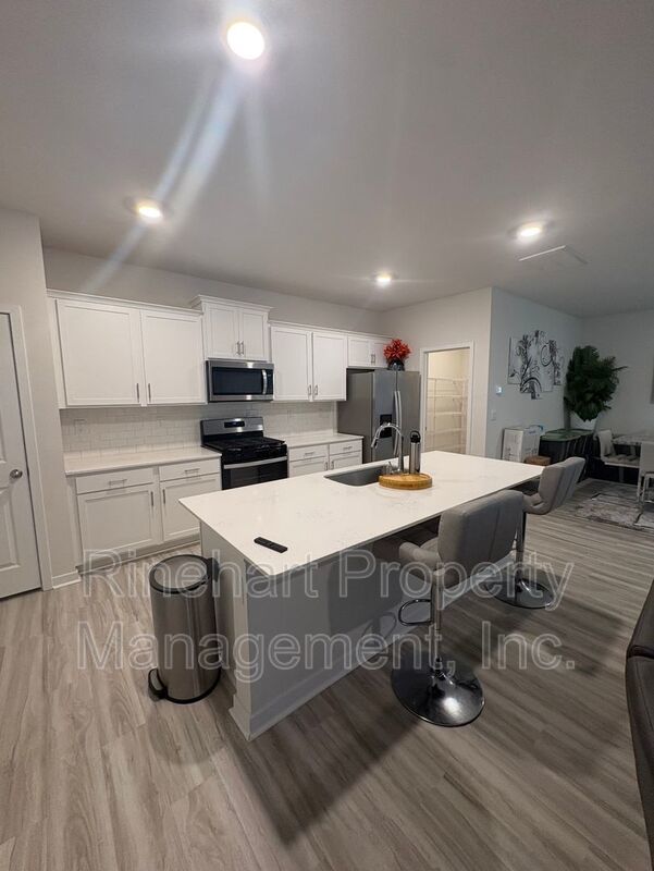 BRAND NEW TOWNHOME w/ Garage Parking property image