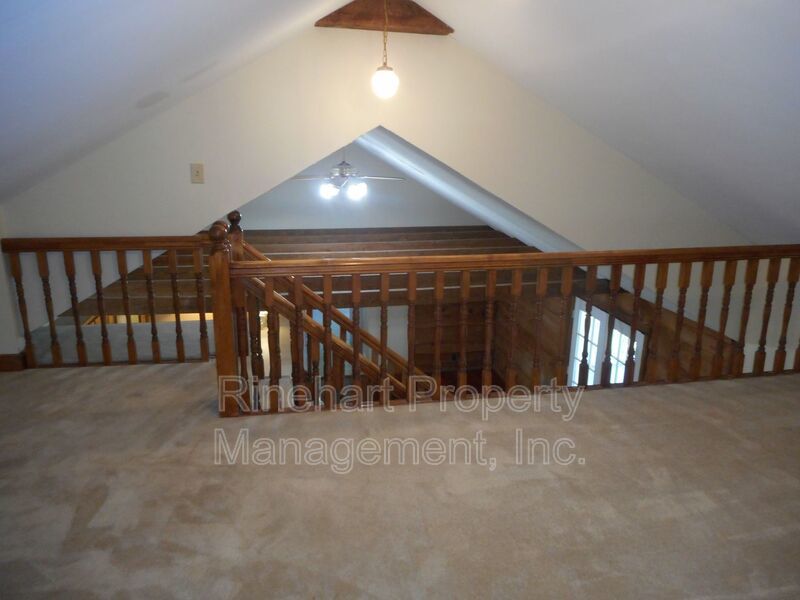 Lake Front 2-Bedroom Home on Beautiful Lake Wylie with a Dock and Boat Lift property image