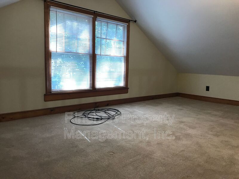 Lake Front 2-Bedroom Home on Beautiful Lake Wylie with a Dock and Boat Lift property image