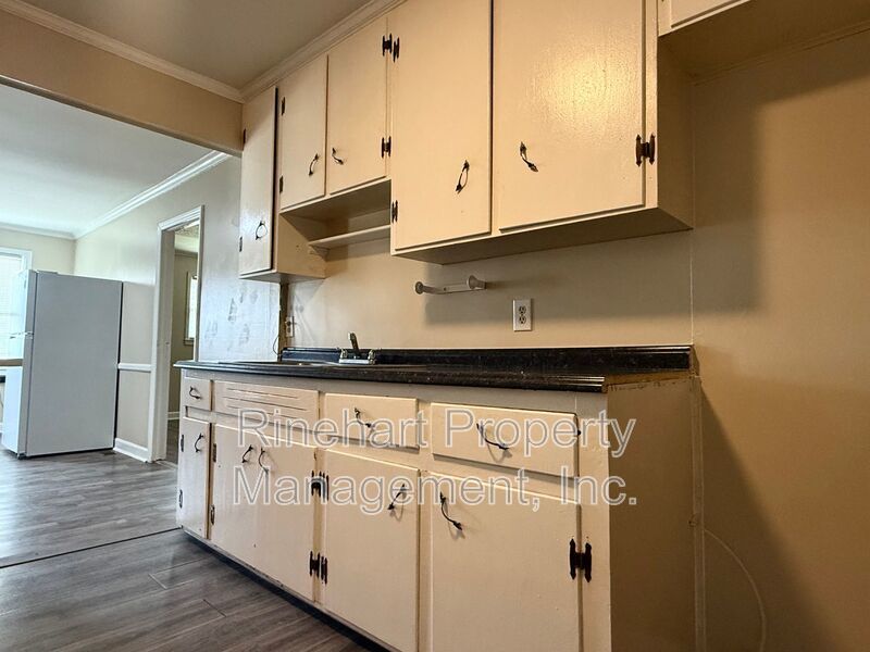 Fully Renovated 3-Bedroom, 1 Bathroom Home property image