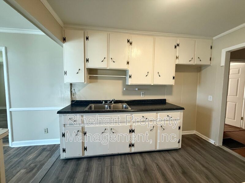 Fully Renovated 3-Bedroom, 1 Bathroom Home property image