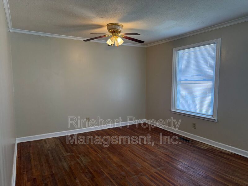 Fully Renovated 3-Bedroom, 1 Bathroom Home property image