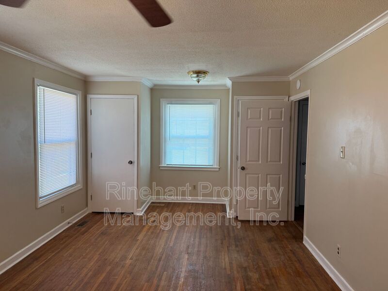 Fully Renovated 3-Bedroom, 1 Bathroom Home property image