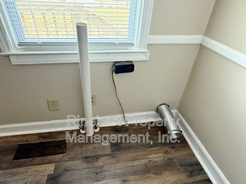 Fully Renovated 3-Bedroom, 1 Bathroom Home property image