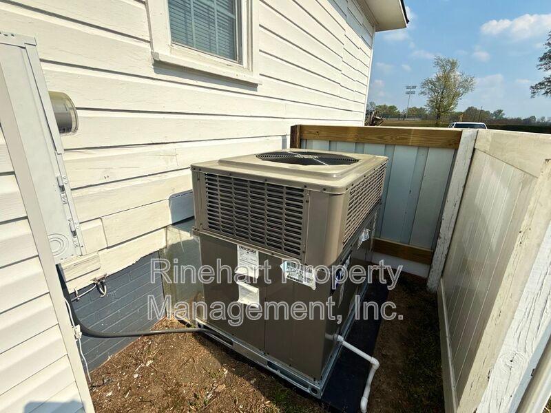 Fully Renovated 3-Bedroom, 1 Bathroom Home property image