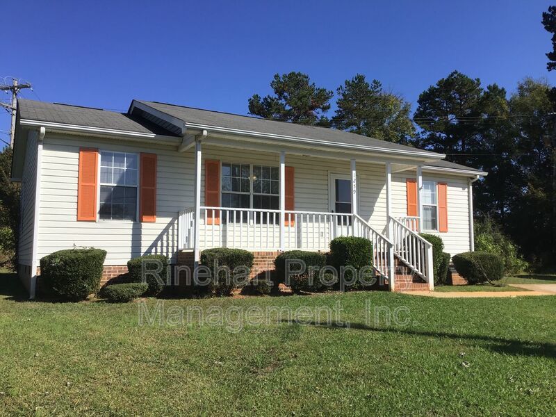 3 Bedroom in Glenn Eagle Subdivision! property image