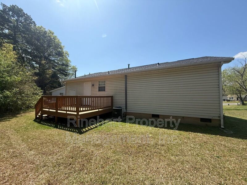 3 Bedroom in Glenn Eagle Subdivision! property image