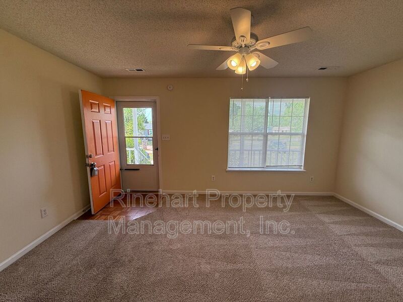 3 Bedroom in Glenn Eagle Subdivision! property image