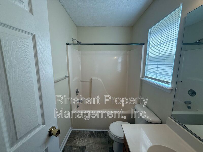 3 Bedroom in Glenn Eagle Subdivision! property image