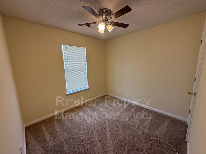 3 Bedroom in Glenn Eagle Subdivision! property image