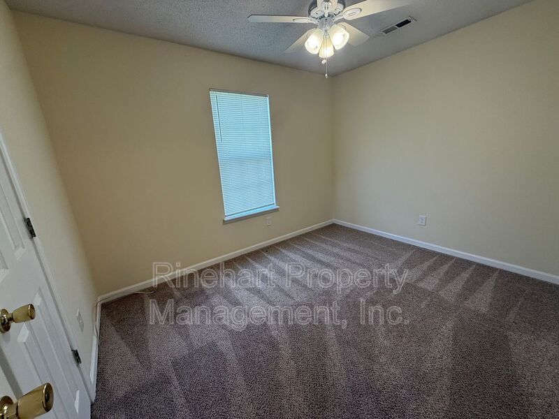 3 Bedroom in Glenn Eagle Subdivision! property image