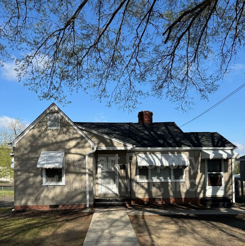 Cozy 2-Bedroom, 1-Bathroom Home w/ a Bonus Room property image