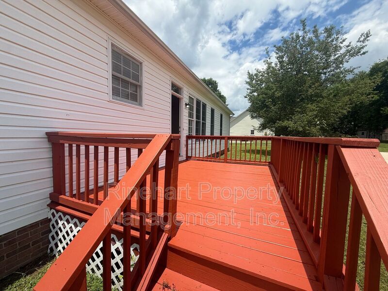 3 Bedroom In Bristol Park!! property image