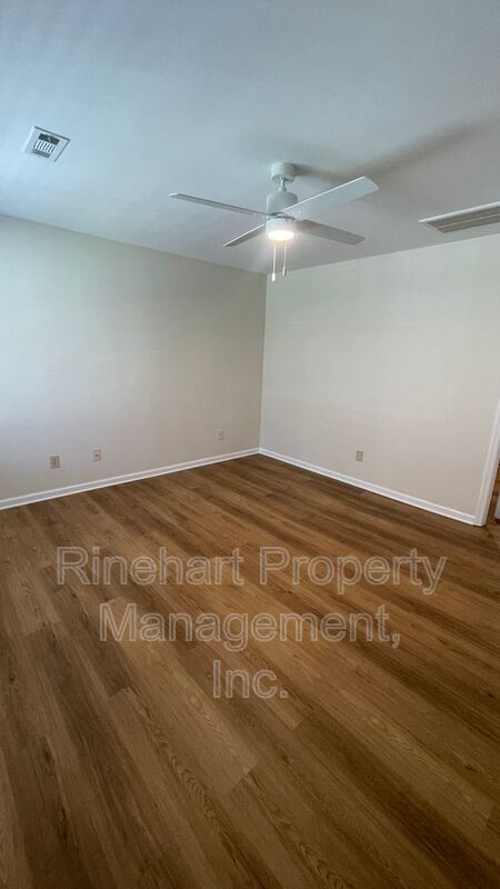 Modern Charm in Rock Hill: Fully Renovated 2-Bedroom Home with Brand New Appliances property image