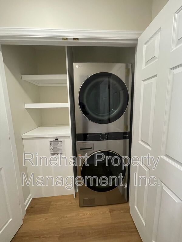 Modern Charm in Rock Hill: Fully Renovated 2-Bedroom Home with Brand New Appliances property image