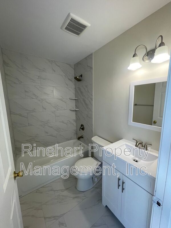 Modern Charm in Rock Hill: Fully Renovated 2-Bedroom Home with Brand New Appliances property image