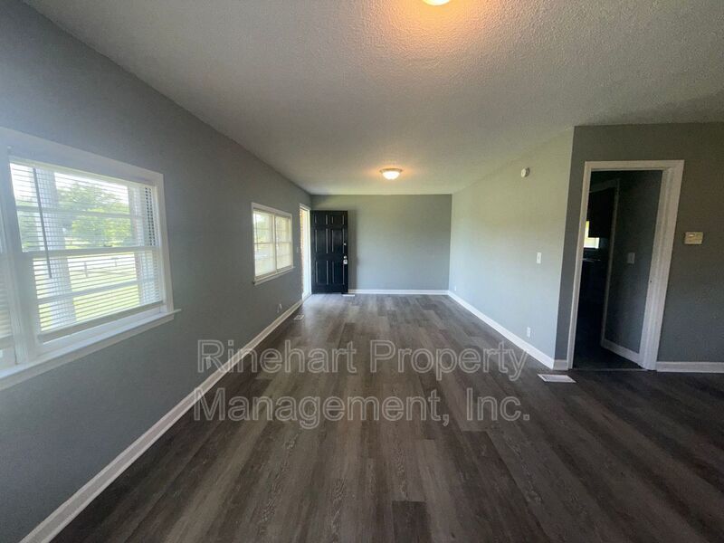 Three Bedroom Brick Home with Large Yard property image